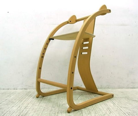 ギミックが嬉しい！ 木馬にもなるユニークな多目的木製椅子！！ 2001年グッドデザイン賞受賞 『 e-chair （ イーチェア ）』 サイドガードセット 入荷！！