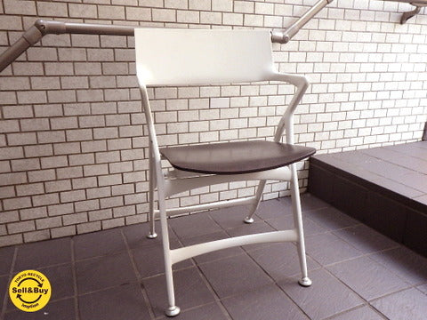 希少 kartell カルテル Dolly ドリー チェア プライウッドシート A・チッテリオ ～折り畳みチェアの領域を超えたデザイン【買取と販売とレンタルのお店】