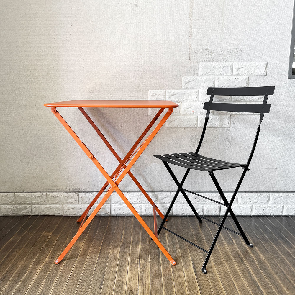 【経堂店】フェルモブ Fermob ビストロ BISTRO スクエアテーブル SQUARE TABLE 57 & メタルチェア METAL CHAIR 折りたたみ フランス 計2点 買取させていただきました。