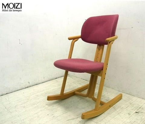 子どもから大人まで使えるロングライフ製品～　MOIZI  『 モイジ4 ロッキング モーションチェア 』  Design: Peter Moizi【買取と販売とレンタルのお店】