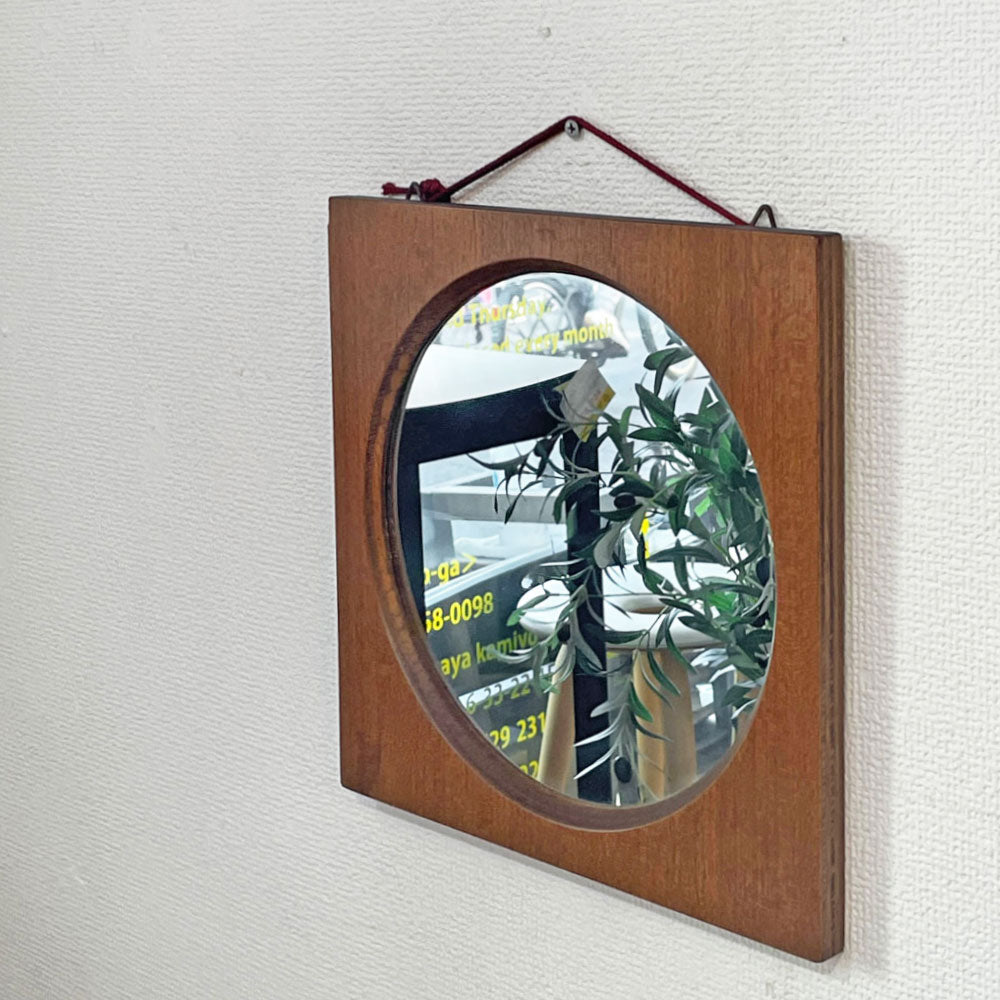 【経堂店】山口木材工芸 YAMAGUCHI ウォールミラー チークフレーム スクエア W27 ジャパニーズミッドセンチュリー ビンテージ 買取させていただきました。