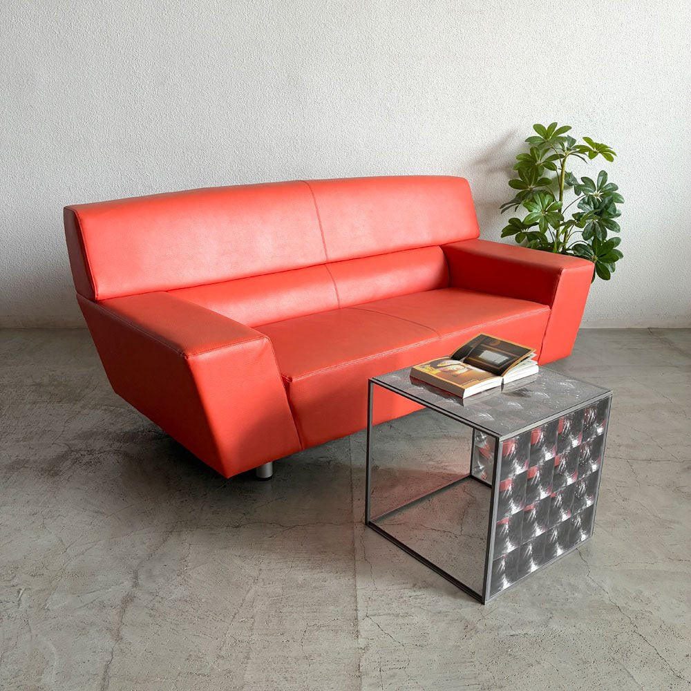 【登戸BASE店】アノニマス Anonymous スペースエイジ スタイル シンセティックレザー 3シーター ソファ モダンデザイン 店舗什器 モダンデザイン A&B＝2脚 買取させていただきました。