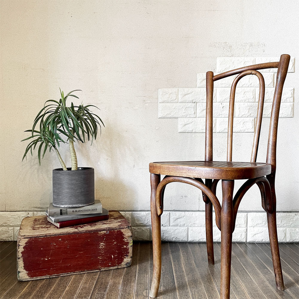 【経堂店】ビンテージ Vintage ダブルユーバック ベントウッドチェア ダイニングチェア 板座 チェーン模様 曲木 No.54タイプ 買取させていただきました。