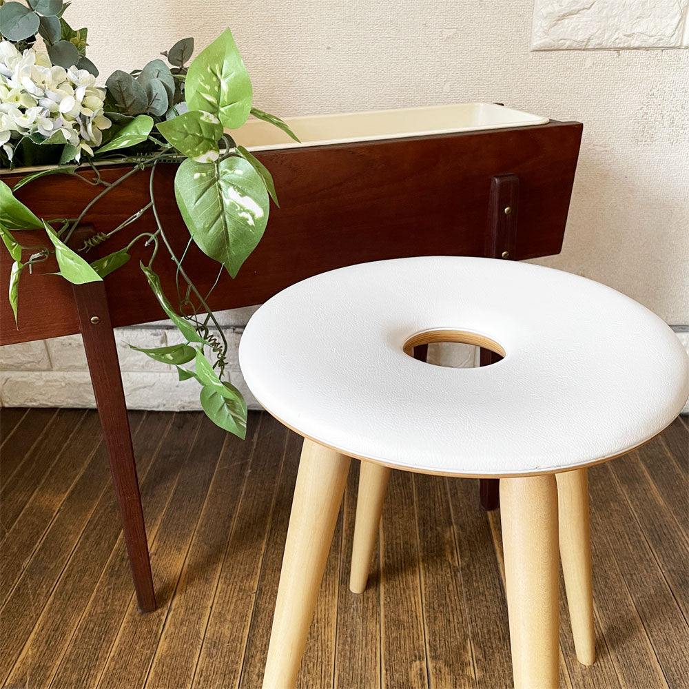 天童木工 Tendo リングスツール Ring Stool ビニールレザーシート オールマイティホワイト メープル材 加藤徳吉 定価￥39,600- ～ 職人が職人のために生み出した実用性～