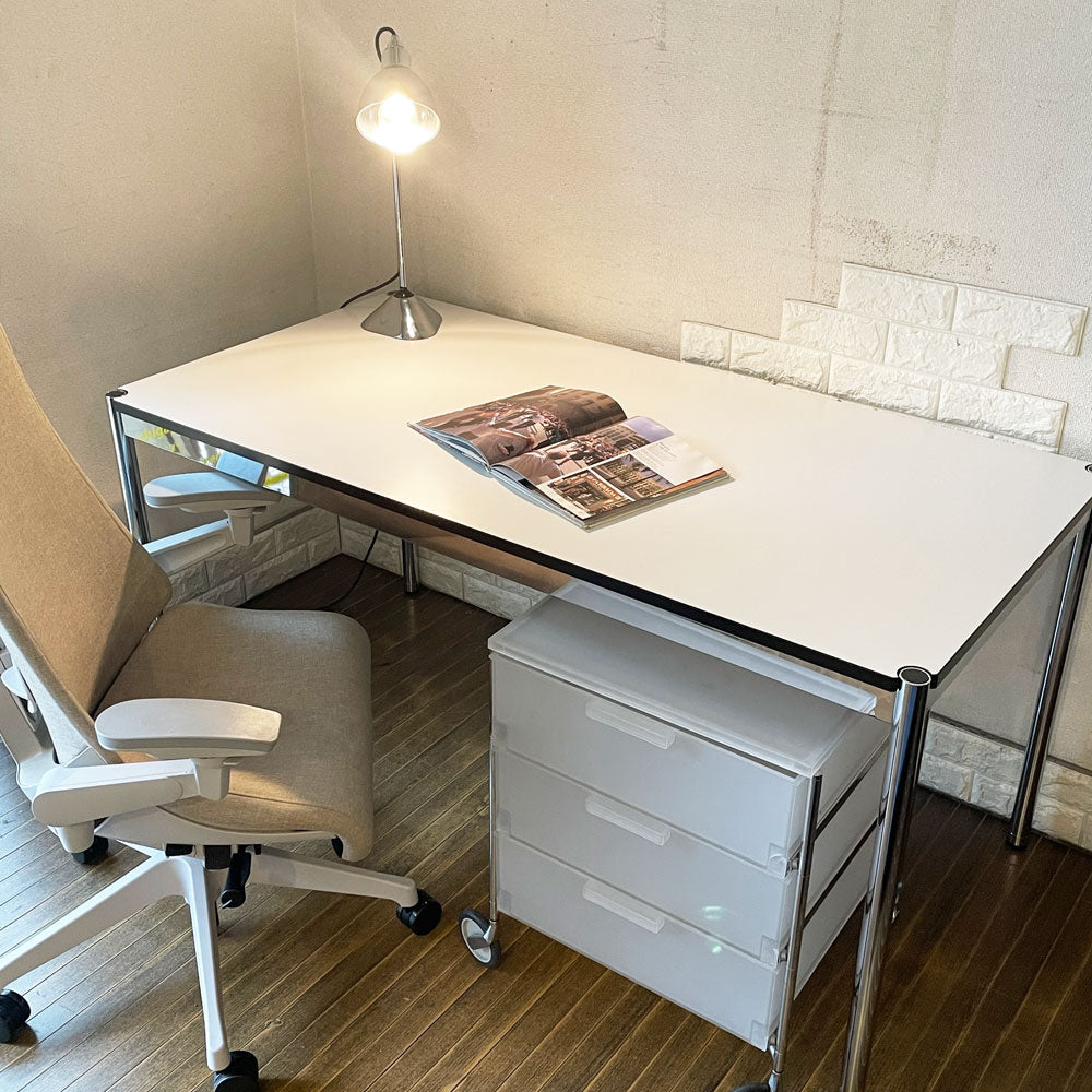 USMモジュラーファニチャー USM Haller USMハラーテーブル ワーキングデスク ダイニングテーブル パールグレーラミネート アジャスター 高さ調整リング付き+H2cm スイス ～ 無機質で大人びた空間演出に