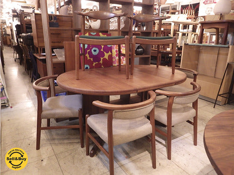 70's ヴィンテージ チーク無垢材 伸長式テーブル＆アームチェア 青林製作所 ～ 北欧を意識した国産家具。洗練されたデザインと機能性