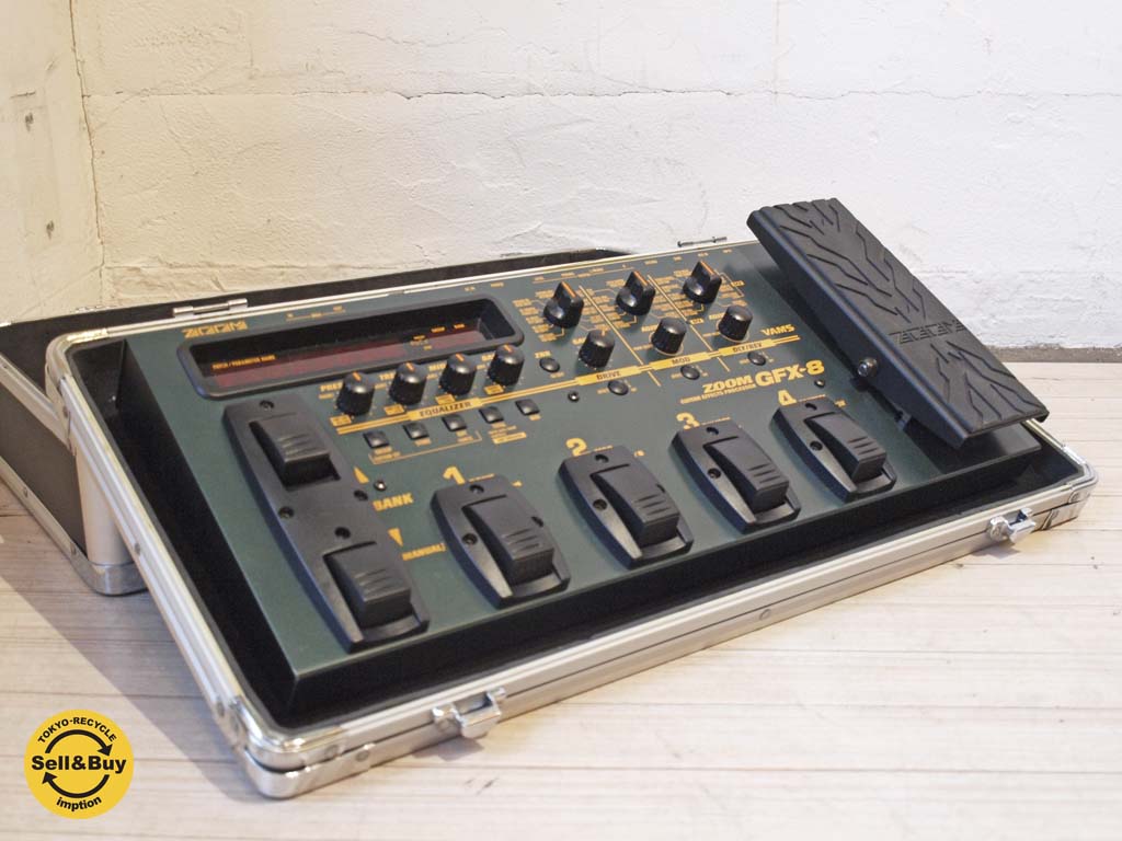 ズーム ZOOM GFX-8 マルチエフェクター 電源ケーブル付 エフェクターケース付 中古品 買い取りしました。 下北沢店 出張買取もお任せ下さい。