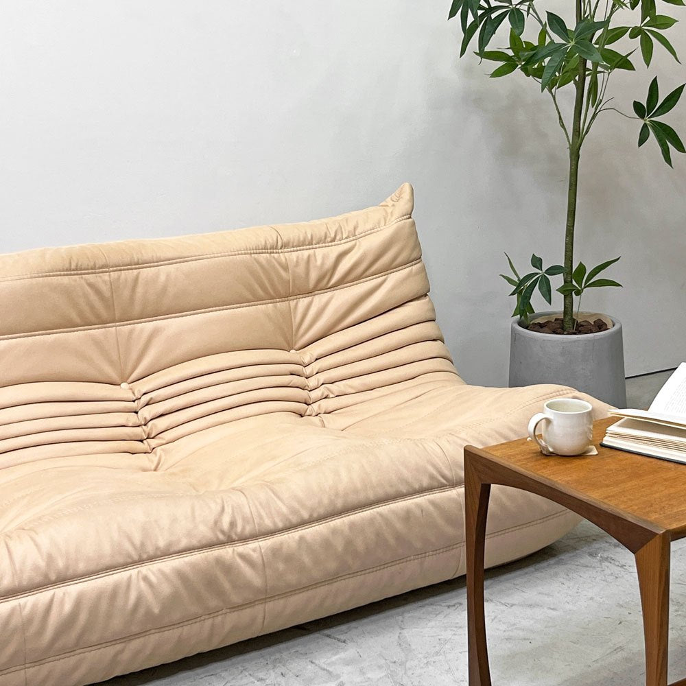 【祖師ヶ谷大蔵店】リーンロゼ ligne roset トーゴ TOGO 3シーターソファ Lランク Ultrasuede HP Shell Beige ミッシェル・デュカロワ Michel Ducaroy フランス家具  買取させていただきました。