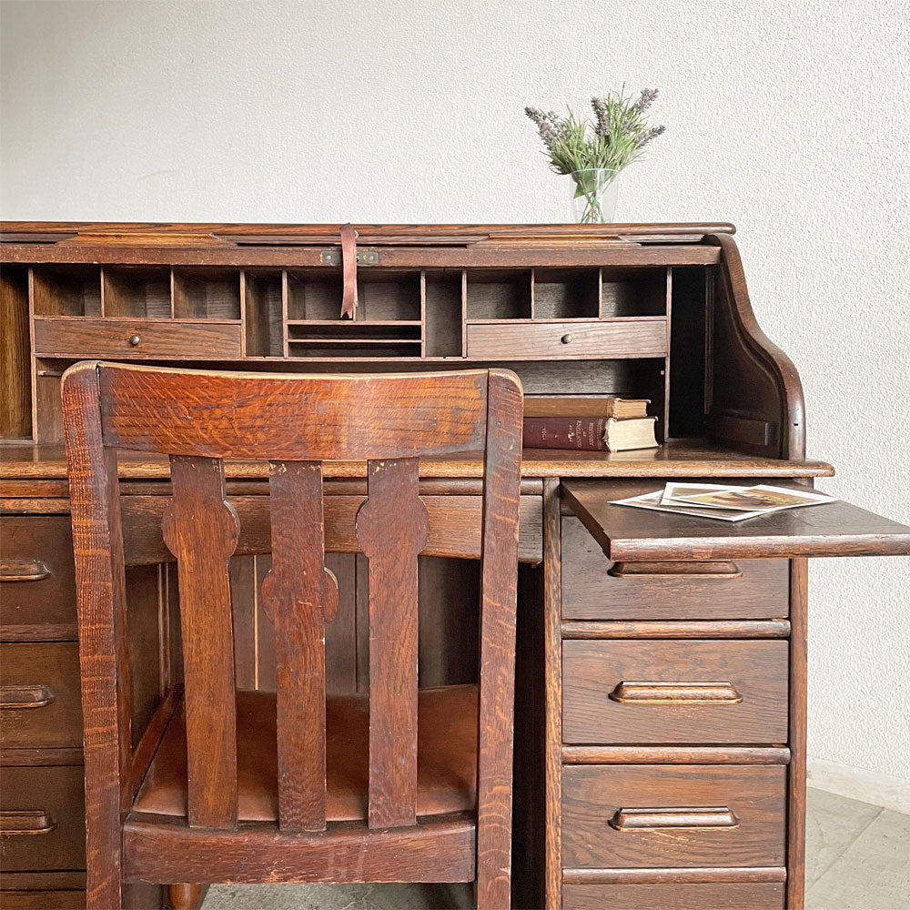 アンガス ANGUS LONDON ロールトップデスク 両袖机 オーク材 W121.5cm 蛇腹扉 8ドロワー スライドトレイ＆鍵付 英国アンティーク ～ 100年以上の時を刻むデスク。 ～