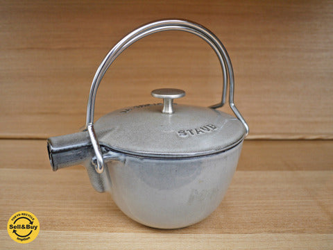ストウブ  STAUB ラウンド ティーポット フランス La thelere ～毎日のお食事を楽しくしてくれる逸品♪【買取と販売とレンタルのお店】