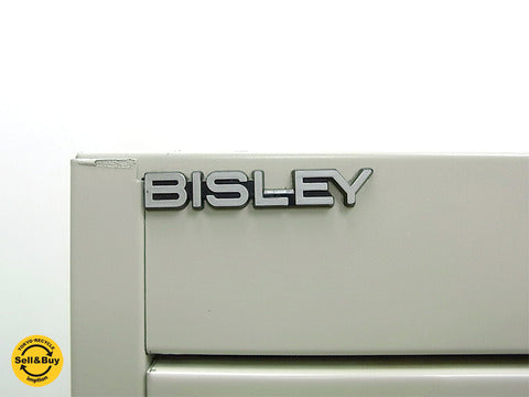 クイーンズアワードを称えたイギリスNo.1の生産規模を誇る老舗スチールファニチャーメーカー！ BISLEY / ビスレー社の廃番希少な 『 ロッカー 』 2ドア・オフホワイト 入荷！