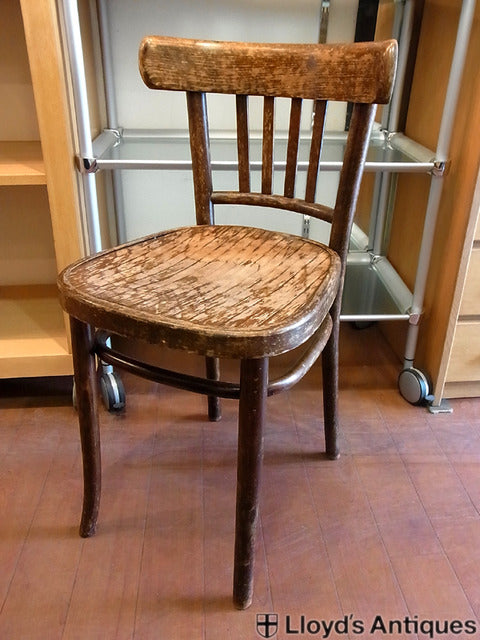 Lloyd's Antiques (ロイズアンティークス) 1930年代ポーランド製ヴィンテージの深い味わいのカフェタイプベントウッドチェア 【出張買取＆販売】