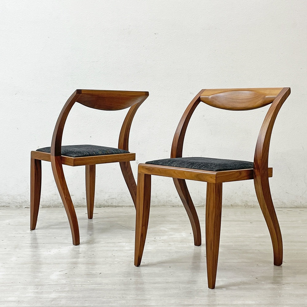 【祖師ヶ谷大蔵店】ポラダ porada アーレキン ARLEKIN ダイニングチェア ウォールナット無垢材 ファブリック 張替済 イタリアモダン 2脚 買取させていただきました。
