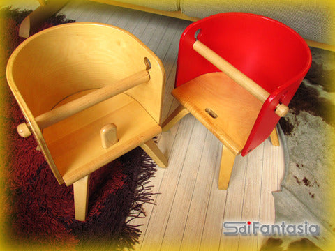 モダンなライフスタイルにピッタリ！ 成長に合わせて調節可能な可愛らしいベビー＆チャイルドチェア！ 佐々木敏光デザイン Sdi Fantasia 『 CAROTA-mini / カロタ・ミニ 』 ×2脚 入荷！