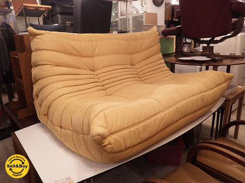 リーンロゼ ligne roset トーゴ TOGO 2人掛け ソファ イエロー ～ 一度座ると病みつきになるソファ。【買取と販売とレンタルのお店】