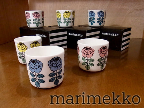 花咲くテーブルウェア！ ＊ Finland "Marimekko（マリメッコ）" 「Vihkiruusu」 スモールラテマグ2in1セット 【買取＆販売＆レンタル】