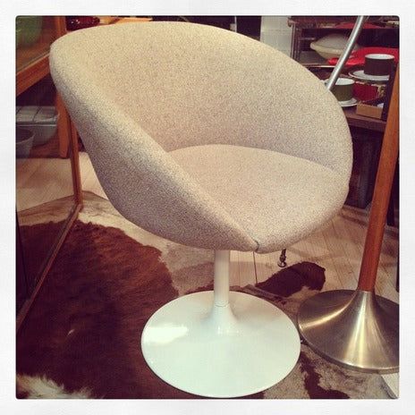 ミッドセンチュリー＆ナチュラルスタイルのインテリアに最適★Momo Natural (モモナチュラル)　Rion カフェチェア☆ 【出張買取＆販売＆レンタル】