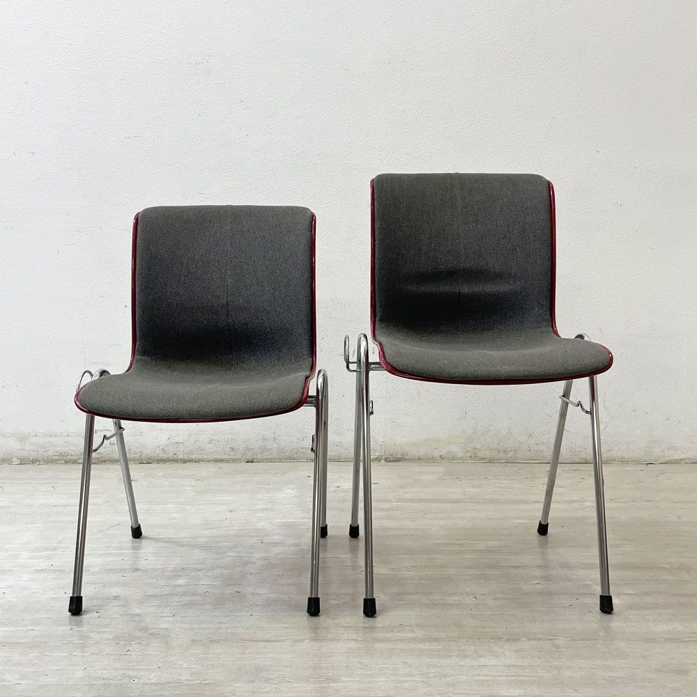 【祖師ヶ谷大蔵店】コトブキ KOTOBUKI FRP サイドチェア 別注 レッドシェル オリジナルファブリック グレー スタッキングベース 低サイズ＆高サイズ 買取させていただきました。