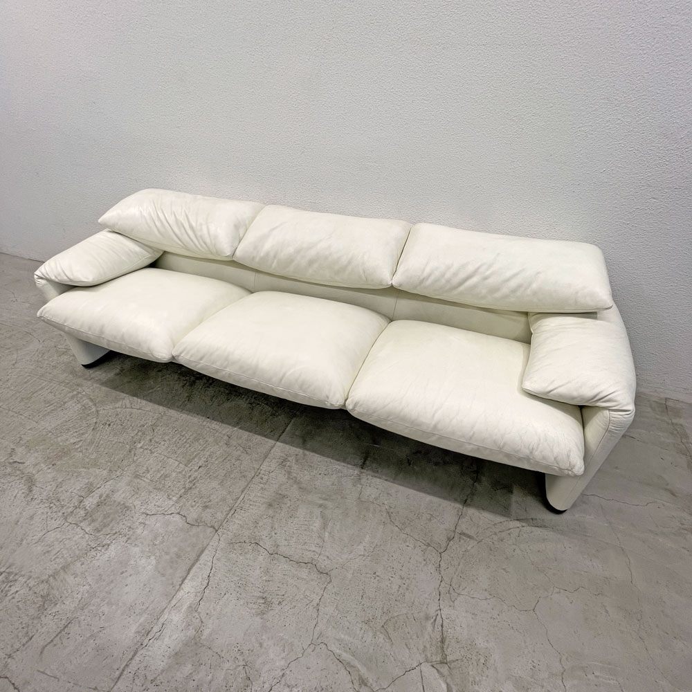 【登戸BASE店】カッシーナ Cassina 675 マラルンガ MARALUNGA ソファ 3人掛け W235cm 最高級本革Zランク ホワイト色 巨匠 ヴィコ・マジストレッティ 参考価格242万円～ MoMA パーマネントコレクション 買取させていただきました。