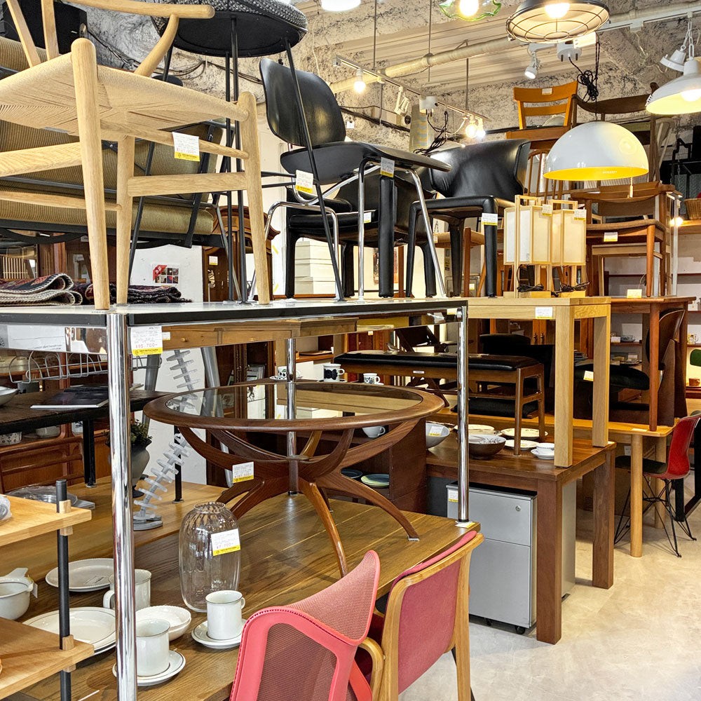 下北沢店 今月の店内紹介～きっと見つかる