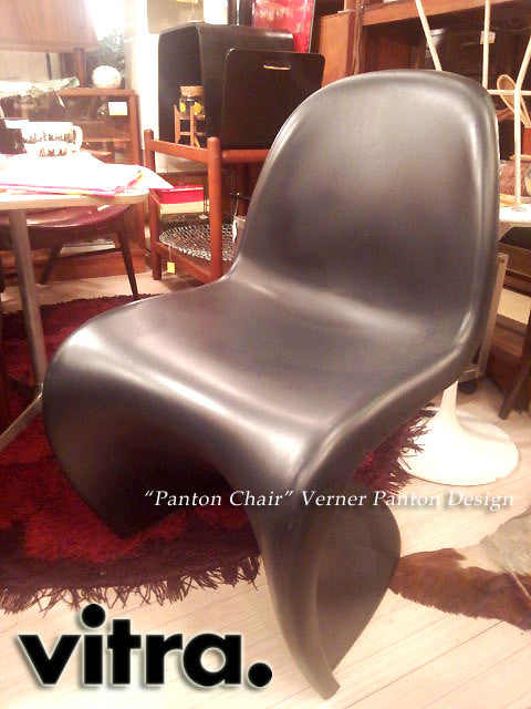 流れるようなデザインの曲線美～vitra社製 "Panton Chair" パントンチェア Verner Panton ヴェルナー・パントン【買取＆販売＆レンタル】