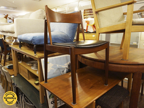 デンマーク Vamo Sonderborg 社『 ビンテージ チーク材 ダイニングチェア 』～ 巨匠 アルネ・ヴォッダーの希少アイテム。1脚限定入荷！！【買取と販売とレンタルのお店】