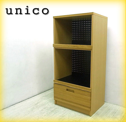 大人気の unico （ ウニコ ）より、山小屋を意味する「 ＨＵＴＴＥ 」 シリーズの実用性を兼ねた機能的ナチュラルモダンデザインの 『 レンジスタンド （ ブラック ）』 入荷！