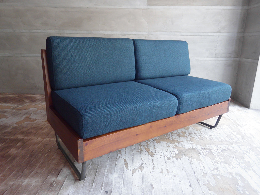 アデペシュ a.depeche ウォーム WARM LD 2Pソファ アームレス ブルー インダストリアル 定価￥74,800 ♪ 中古品 買い取りしました。