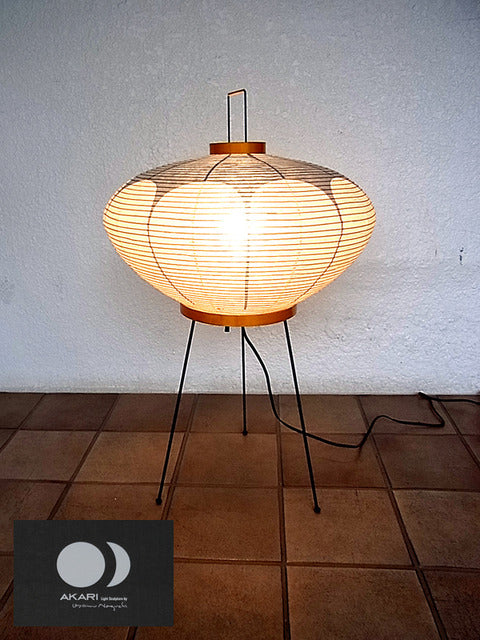The sculpture of light　AKARI アカリ 『9AD』 フロアランプ スタンドライト イサムノグチ デザイン 美品　【買取と販売とレンタルのお店】