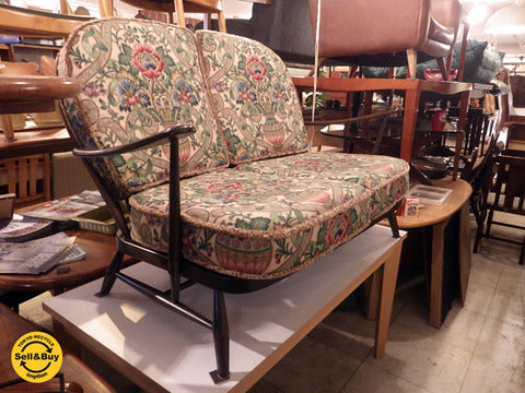 英国 Ercol社製 アーコール オールドコロニアル 2人掛けソファ ～ 曲げ木の技術が生かされた美しい家具【買取＆販売＆レンタルのお店】