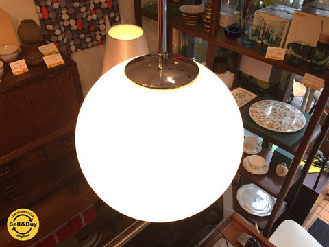 ドイツ リンブルグ LIMBURG PENDANT F8202N 真球ガラスグローブ ペンダントライト ～ 上品さも兼ね備えたミニマルデザイン照明。 【買取と販売とレンタルのお店】