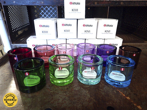iittala / キャンドルホルダー シリーズ大量入荷！ 廃盤希少品多数 ～多彩な廃盤色で彩りのある人気のガラス製キャンドルホルダー～ 【買取と販売とレンタルのお店】