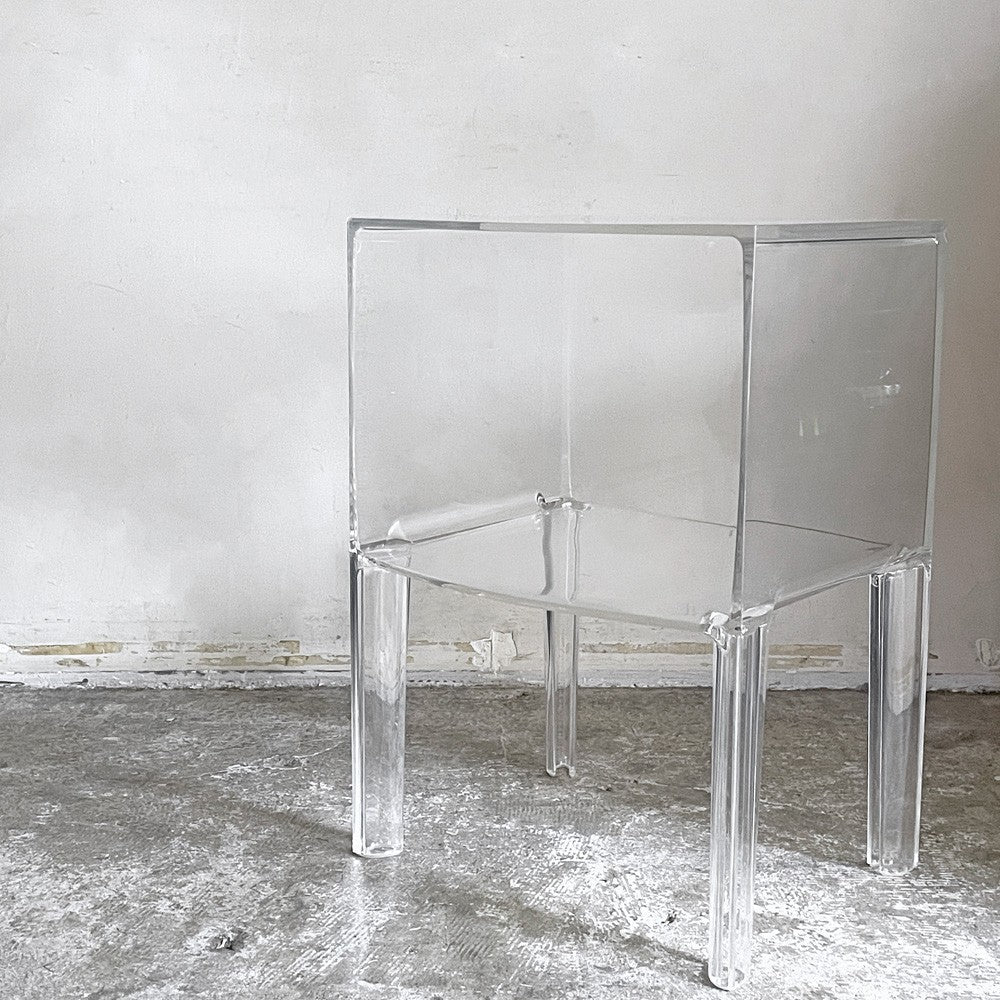 【自由が丘店】カルテル Kartell スモールゴーストバスター SMALL GHOST BUSTER コンソールテーブル サイドテーブル クリスタル W40cm フィリップ・スタルク 買取させていただきました。