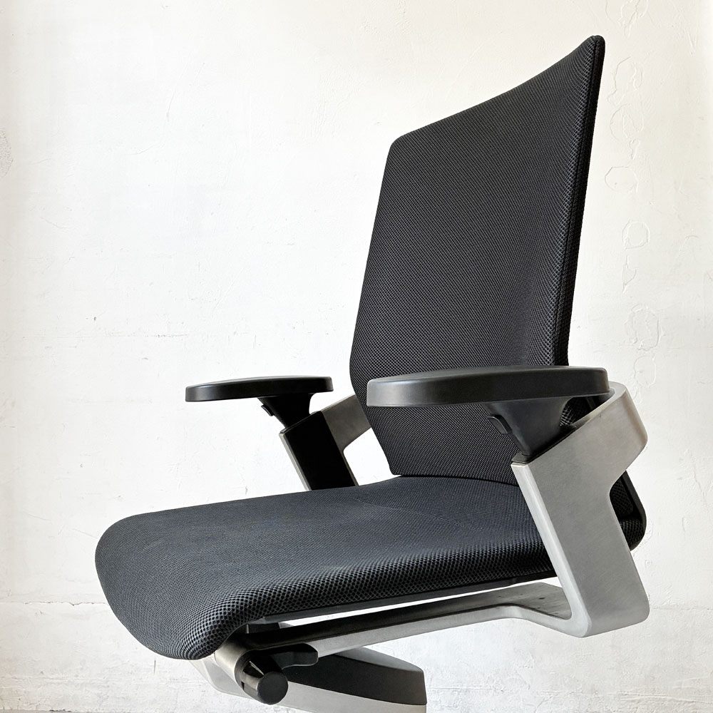 【下北沢店】ウィルクハーン Wilkhahn オンチェア ON Chair デスクチェア ミドルバック キャスターチェア アーム可動 座面昇降 ドイツ グッドデザイン賞 買取させていただきました。