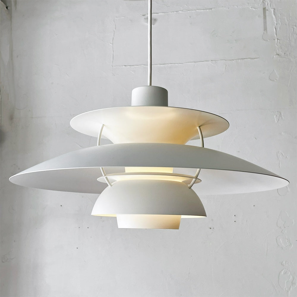 【下北沢店】ルイスポールセン Louis Poulsen PH5 ペンダントライト 【モノクロームホワイト】 ポール・ヘニングセン デンマーク 北欧 買取させていただきました。