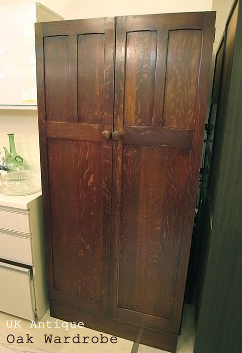 古い映画に出てきそうな。～UK Antique Oak Wardrobe オーク材ワードローブ【買取＆販売＆レンタル】