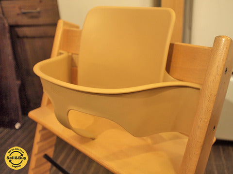 ストッケ STOKKE トリップトラップチェア 新型 ナチュラル ガード付 北欧 ノルウェー ～世界一有名なキッズチェア【買取りと販売とレンタルのお店】