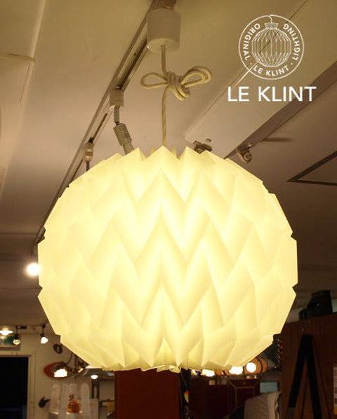 白夜が育んだ名作照明～LE KLINT（レ・クリント）「157C」　北欧ペンダント照明【買取＆販売＆レンタル】