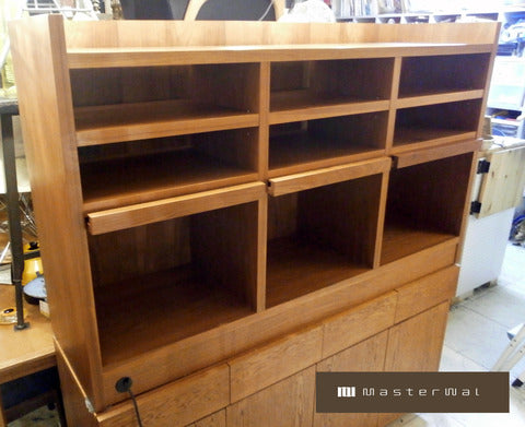 ウォールナットへの強いこだわり～　MasterWal/マスターウォール　KOROVA コローバ　DJブース　シェルフ【買取と販売とレンタルのお店】