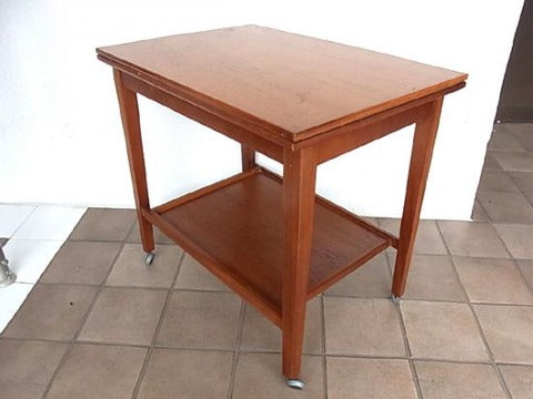 カードテーブルに変身するスコティッシュヴィンテージワゴン☆　EAST CRAFT イーストクラフト社　伸長式　カードテーブル　ワゴン　UKアンティーク　【買取と販売とレンタルのお店】