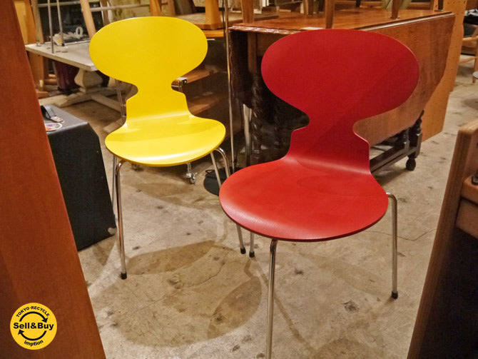 フリッツハンセン Fritz Hansen アントチェア ANT CHAIR アルネ ヤコブセン 3本脚 4本脚 カラードアッシュレッド ラッカーイエロー買い取りしました！ 自由が丘店 出張買取もお任せください。