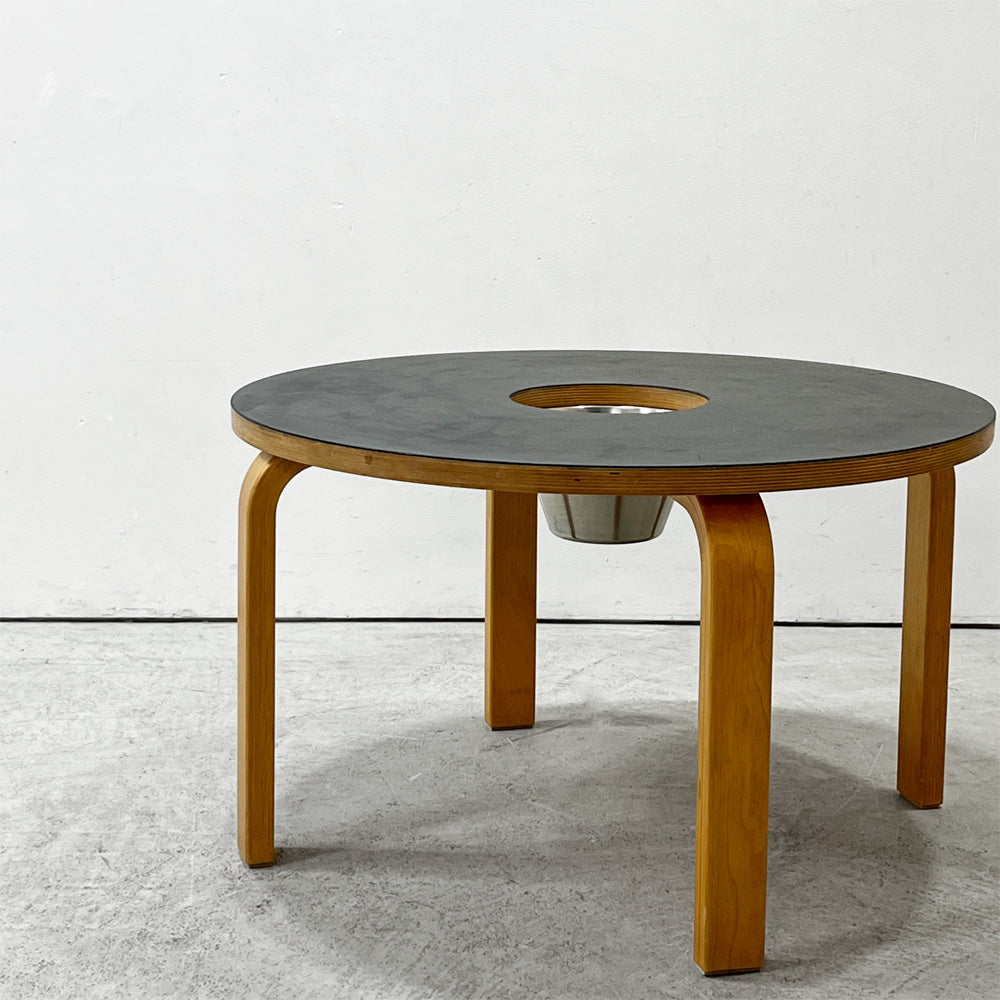 【祖師ヶ谷大蔵店】オフィー offi オッフィー USA チョークテーブル Chlak Table 黒板 ブラックリノリウム Φ76cm キッズテーブル エリック・ファイファー Eric Pfeiffer 廃番希少 買取させていただきました。