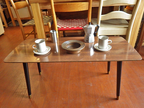 英国 ビンテージ UK アンティーク デコラトップ コーヒーテーブル。 ～時代を経ても愛される、UK ミッドセンチュリースタイル。 【買取と販売とレンタルのお店】