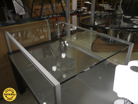 Cassina カッシーナixc. ルームリビング コーヒーテーブル　～イタリアモダンデザインをオフィスにもご家庭にも～　【買取と販売とレンタルのお店】