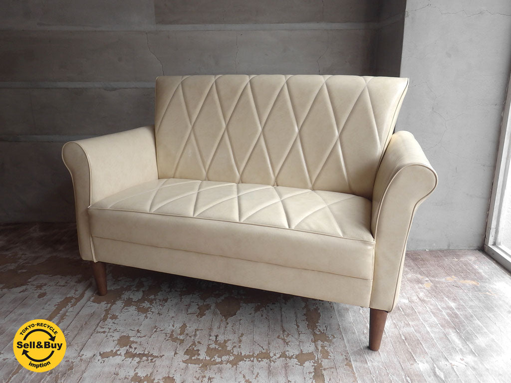 ビーカンパニー B-company クルー CREWE 2シーター ソファ アイボリー レトロモダン ステッチ♪ 中古品 買い取りしました。