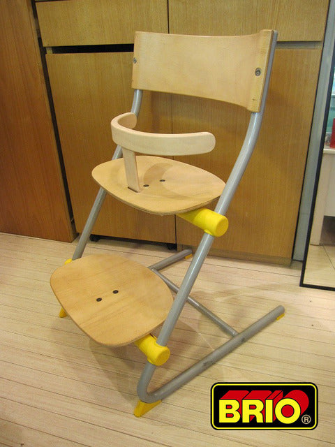 ～スウェーデン王室御用達、iFデザイン賞を受賞したオシャレなベビーチェア／ハイチェア～ " BRIO （ ブリオ社 ）" 「 FLEX 」 Chair （ フレックスチェア ） マンゴーイエロー 再入荷！！