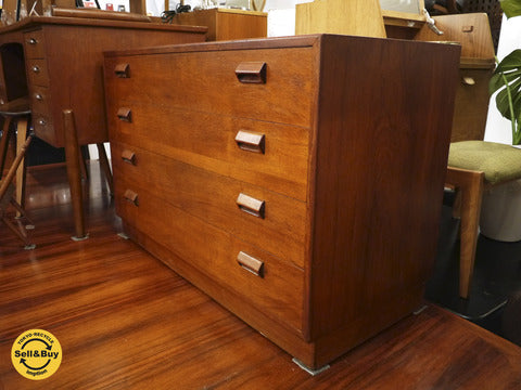 北欧ビンテージ チーク材 ４段チェスト 引き出し ～ビンテージチーク材の風合い感じるチェスト～【買取と販売とレンタルのお店】