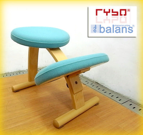 バランスチェアの元祖！ 健康先進国ノルウェーの伝統を受け継ぐ Rybo （ リボ社 ） 『 balans EASY （ バランスイージー ） 』 爽やかなパステルグリーンカラー！ 【買取＆販売＆レンタル】