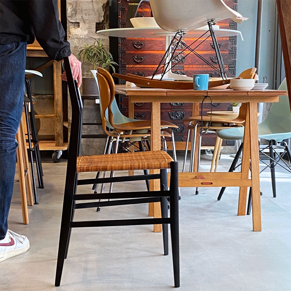 カッシーナ Cassina 699 スーパーレジェーラ SUPERLEGGERA チェア ダイニングチェア アッシュ材 ブラック 籐張り ジオ・ポンティ ～ 憧れの名作椅子 ～