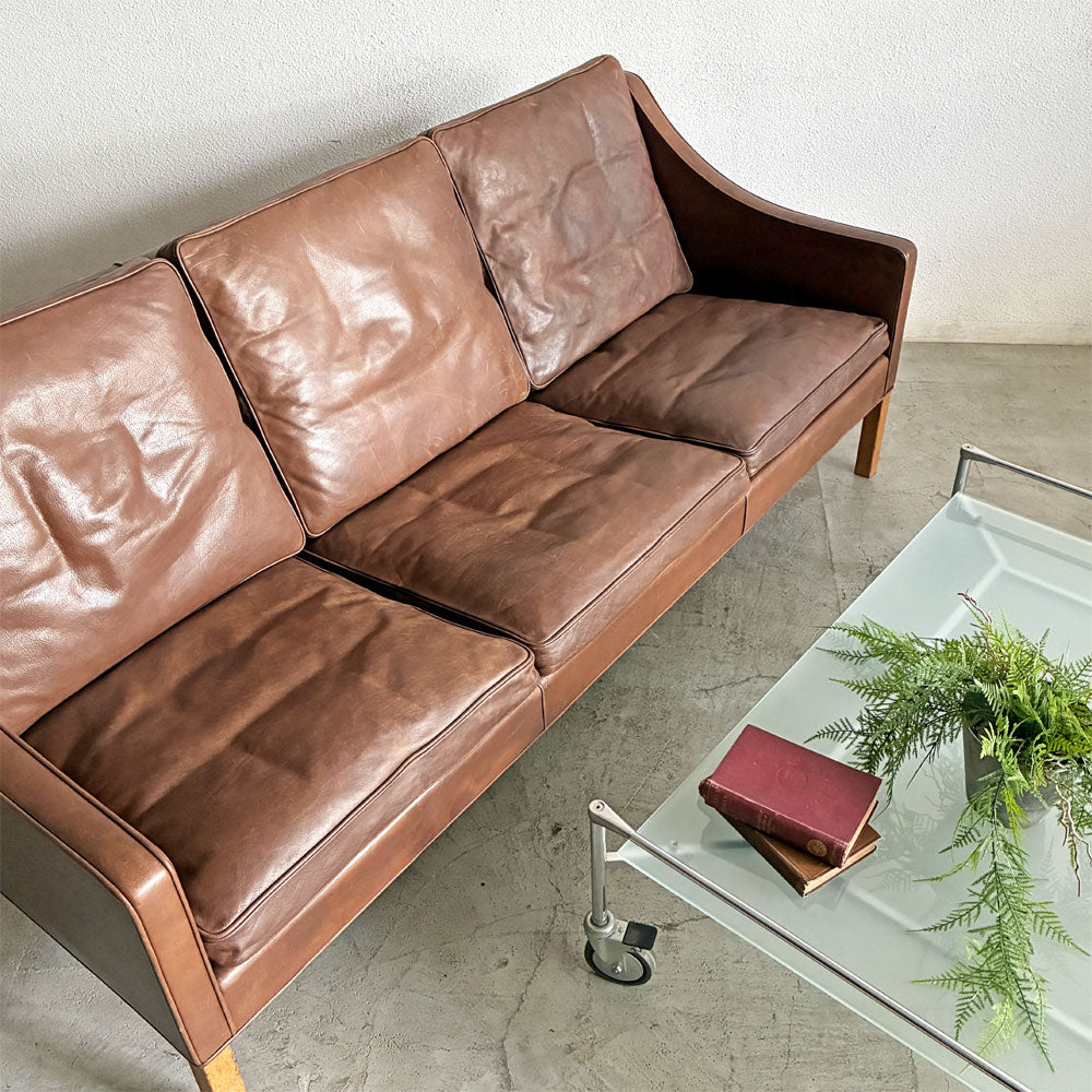 フレデリシア FREDERICIA model 2209 3シーターソファ 3人掛け W185cm 本革 ブラウン系レザー ボーエ・モーエンセン デンマーク 北欧ビンテージ ～ 深いブラウンが連れてきた、あの日の記憶